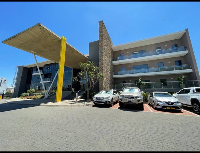 249M² OFFICE TO LET IN BRYANSTON